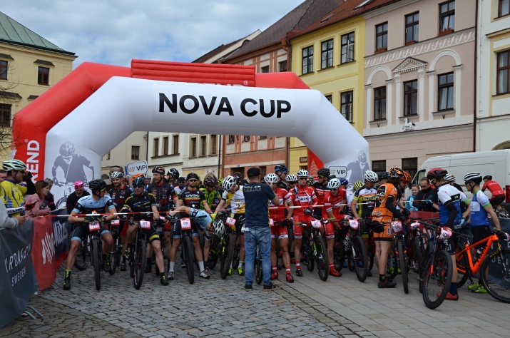 Sobota v Hradci Králové patřila cyklistice. Nova Cup 2018 odstartoval hejtman Jiří Štěpán. 