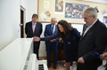 Prezident si prohlédl expozici pian ve firmě Petrof