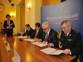 Podpis dohody záchranného plánu mezi jednotkami požární ochrany Dolnoslezského vojvodství a Královéhradeckého kraje