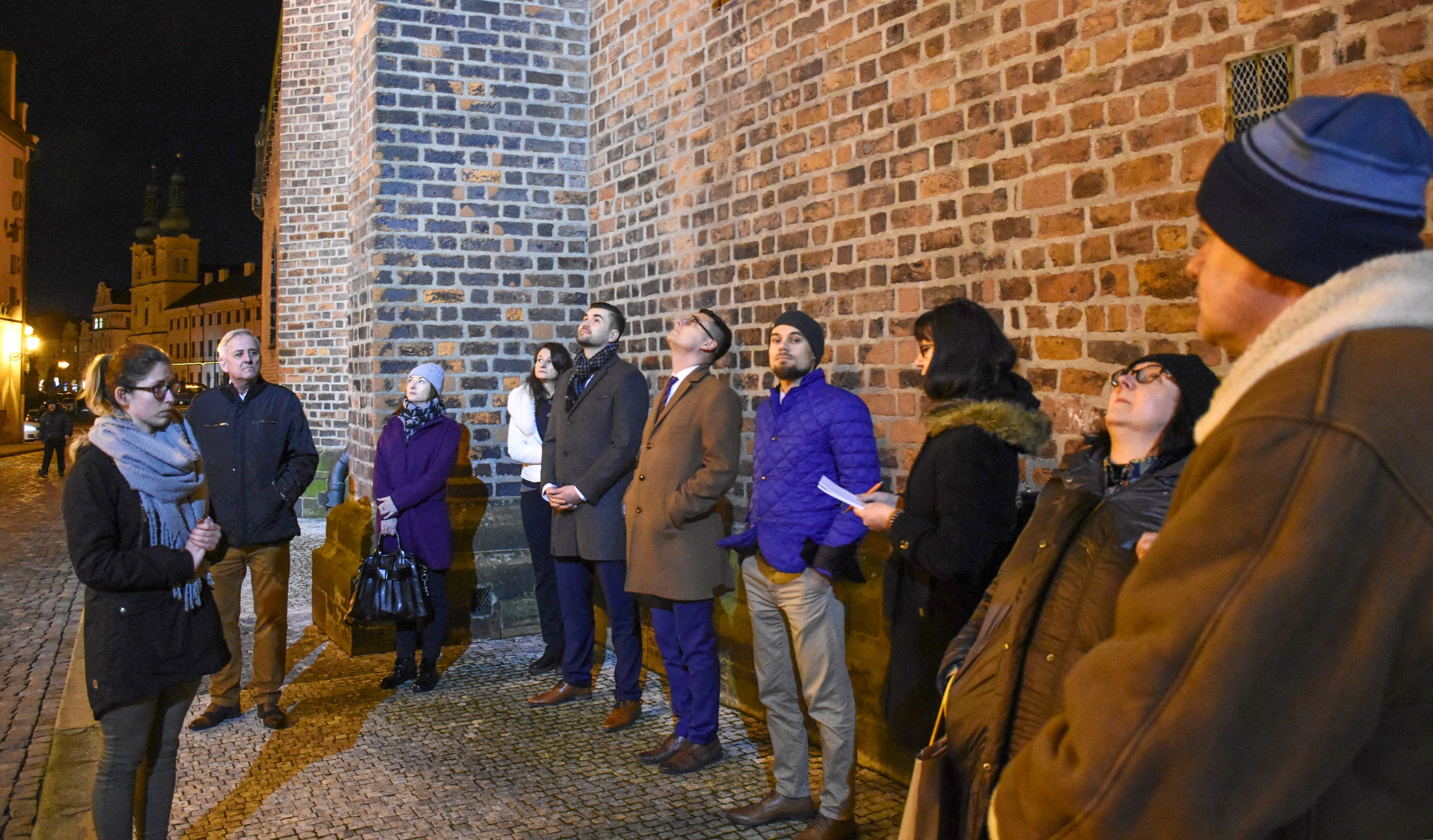 Partneři z Dolnoslezského vojvodství navštívili hradeckou výrobnu ultralightů a debatovali o pořádání Rock for People